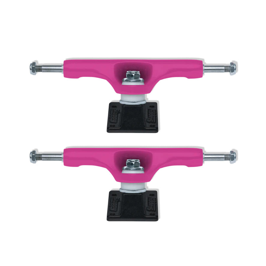 Slappy ST1 Classic Arisa Trew Trucks Checker Pink 8