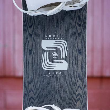 Arbor Women's Veda Snowboard 2027