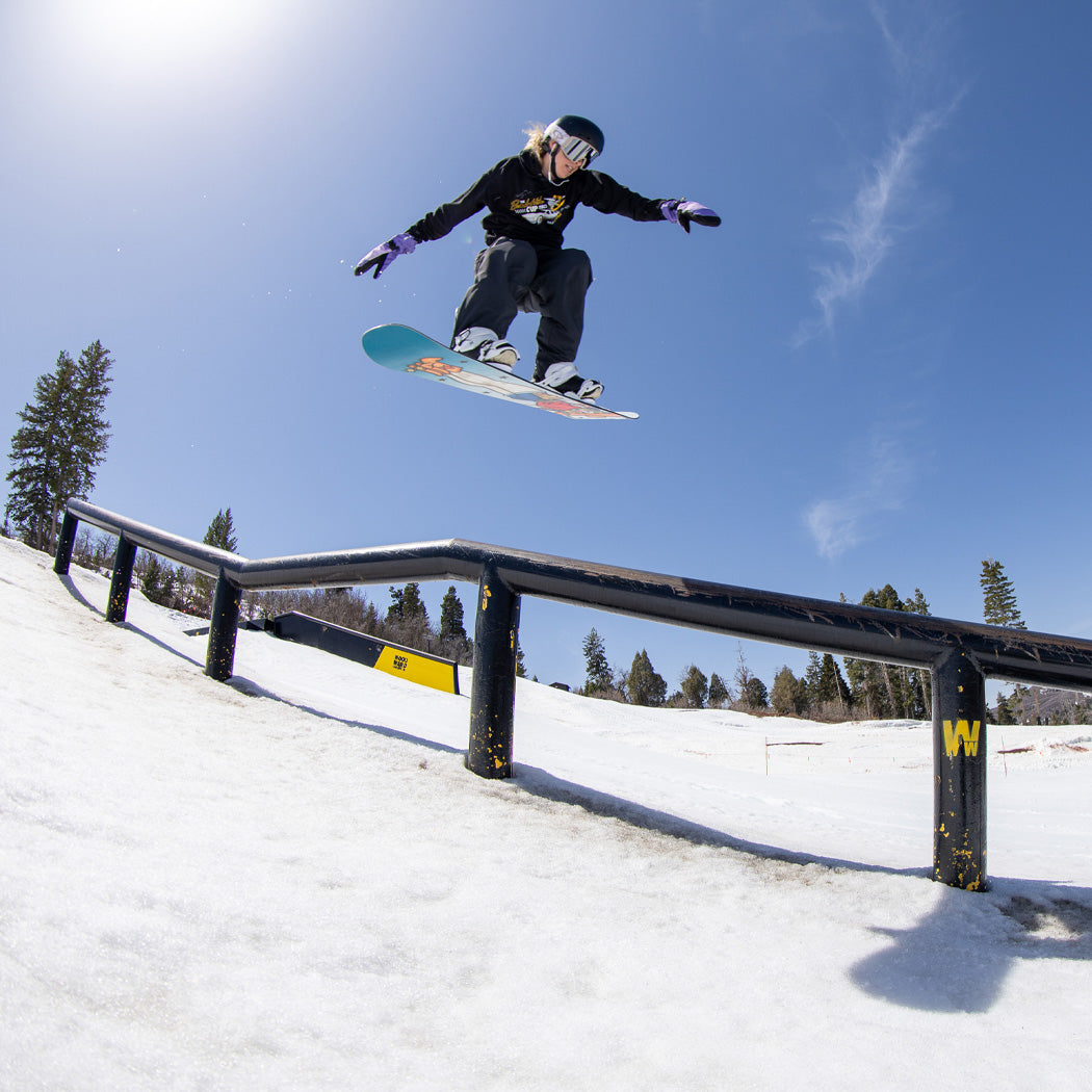 Nitro Women's Beauty Snowboard 2026 – The Source Snowboard & Skate