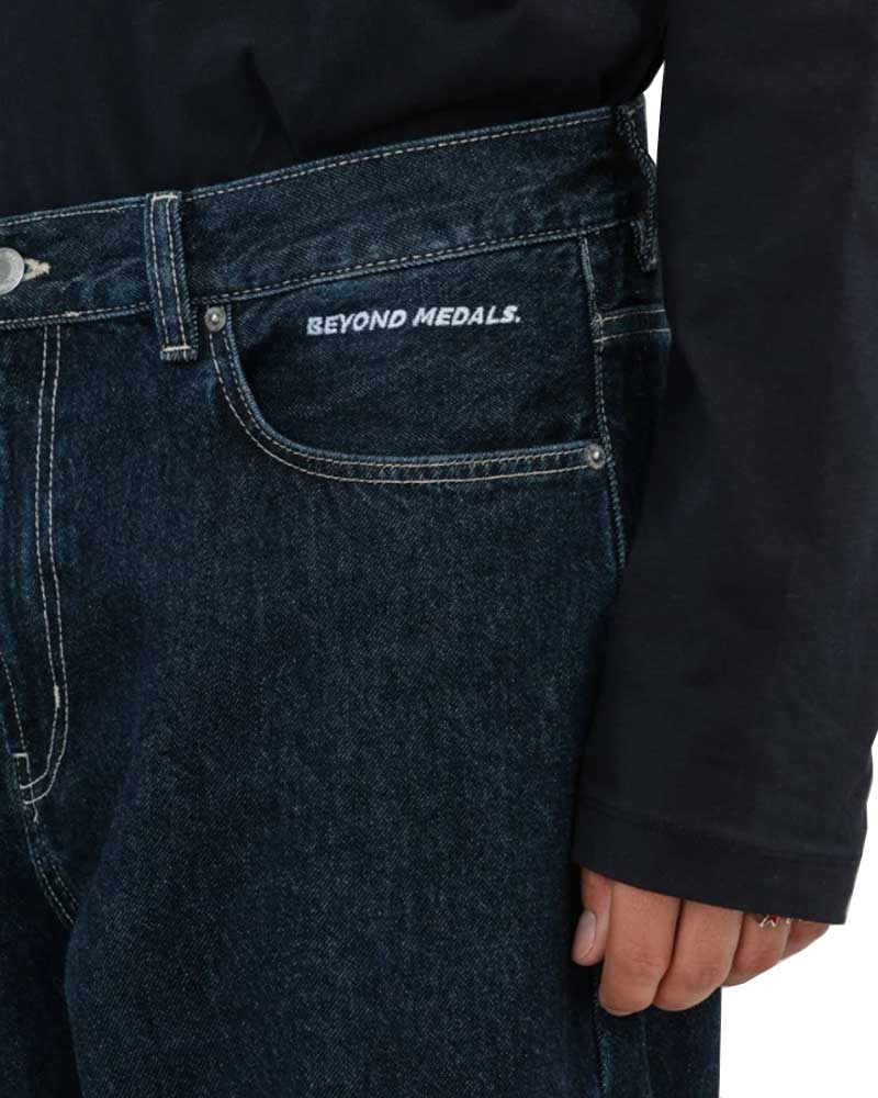 Beyond Medals Loose Jeans Dark Blue