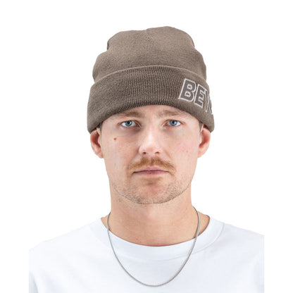 Beyond Medals Outline beanie Brown 2027