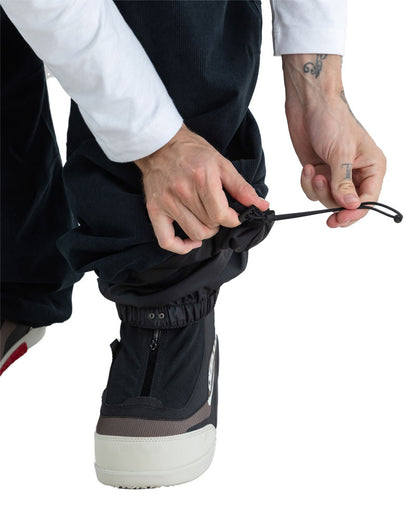 Beyond Medals Park Pants Cord 2L Black 2027