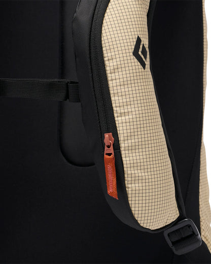 Black Diamond Dawn Patrol 15 Backpack White Oak 2027