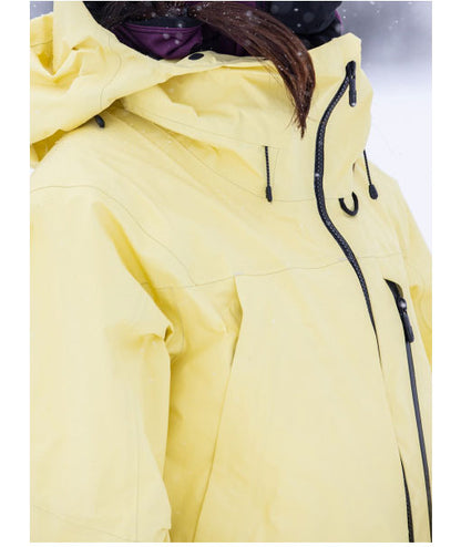 Burton Women's [ak] Tusk Gore-Tex PRO 3L Jacket Buttermilk 2024