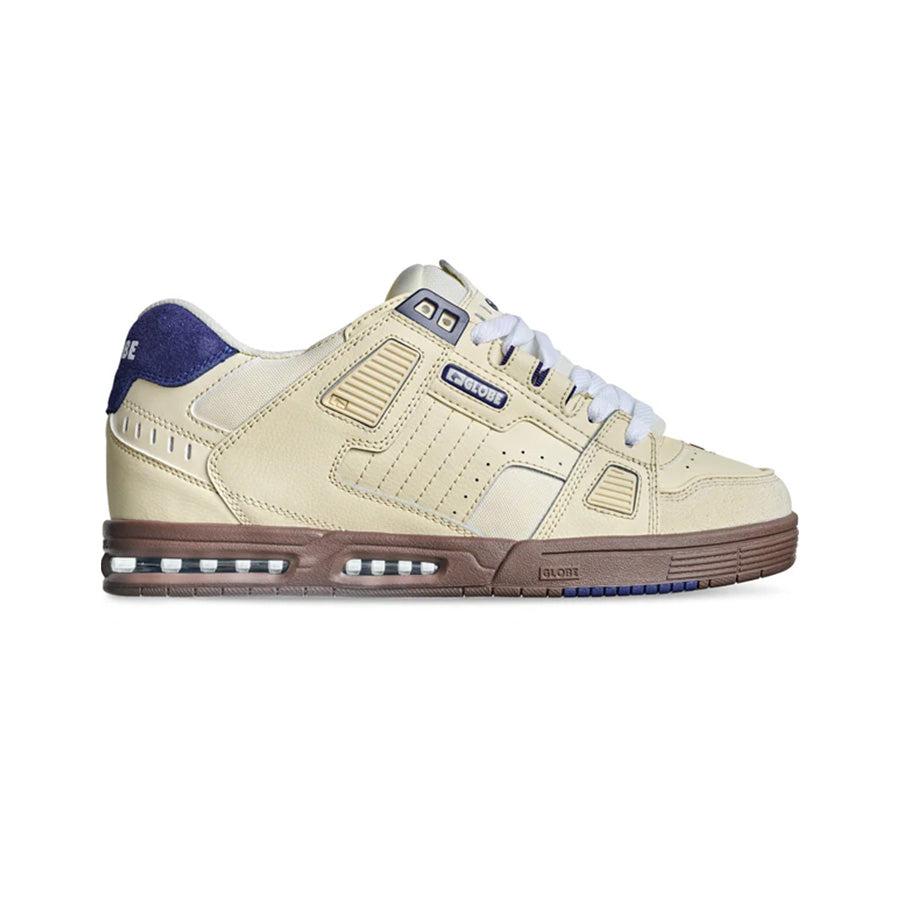 Globe Sabre Shoe Antique White/Blue