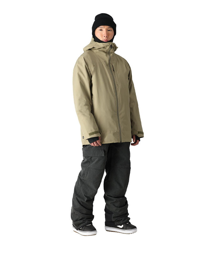 Fashionable function for when you’re on the fall line. Tech, comfort, and style, all in a classic fit pair of bibs.