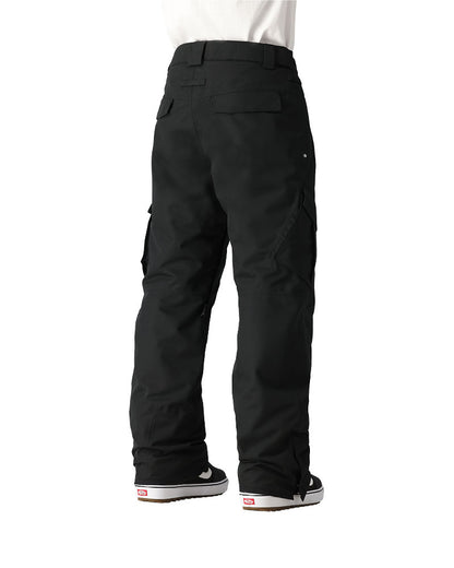 A 686 favorite with timeless style and unbeatable function. Cargo pockets to stash your gear, kick panels to protect your cuffs, and insulation plus infiDRY® 10k fabric to keep you warm and dry.