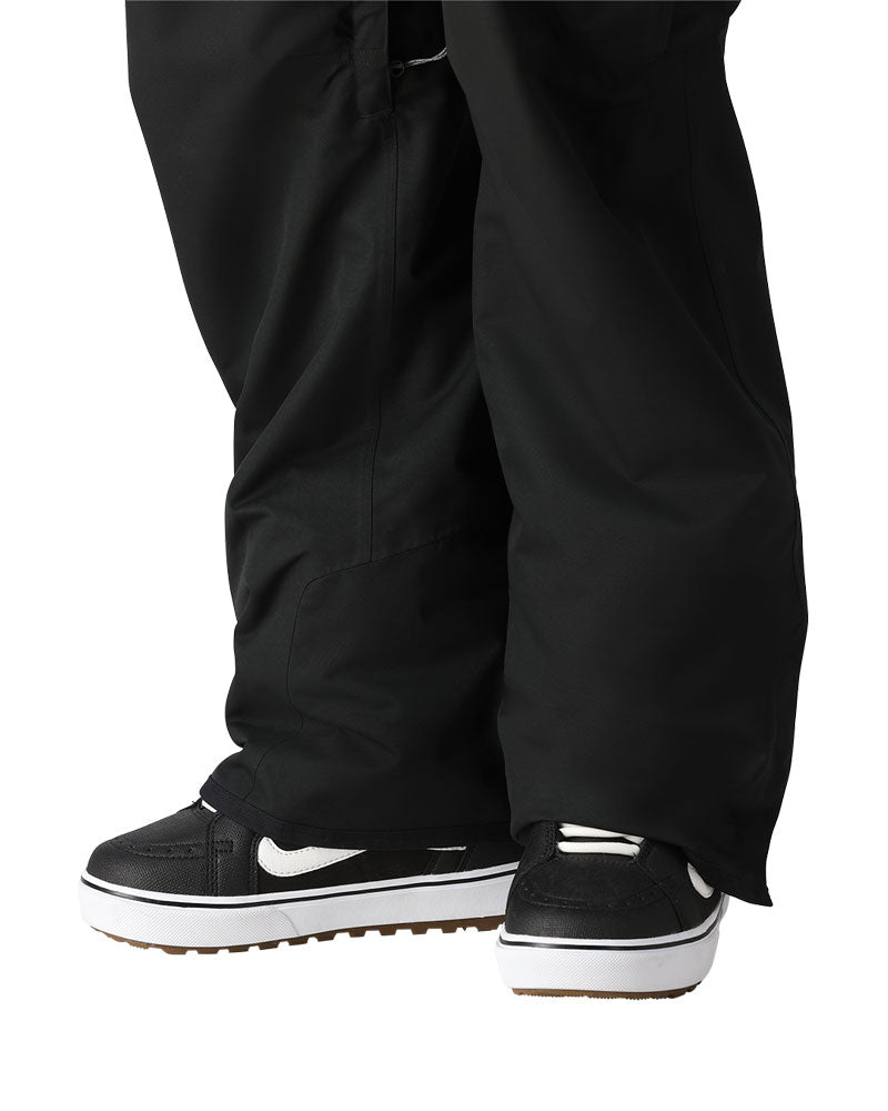 A 686 favorite with timeless style and unbeatable function. Cargo pockets to stash your gear, kick panels to protect your cuffs, and insulation plus infiDRY® 10k fabric to keep you warm and dry.