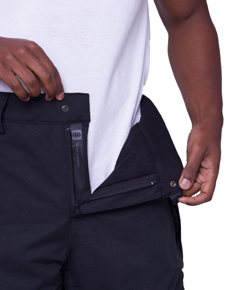 A 686 favorite with timeless style and unbeatable function. Cargo pockets to stash your gear, kick panels to protect your cuffs, and insulation plus infiDRY® 10k fabric to keep you warm and dry.