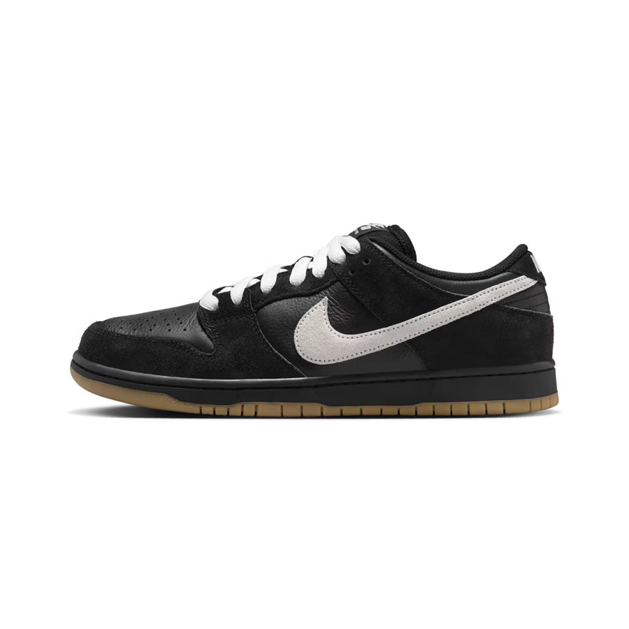 Nike SB Dunk Low Pro Shoe Black/White-Black-Gum Light Brown