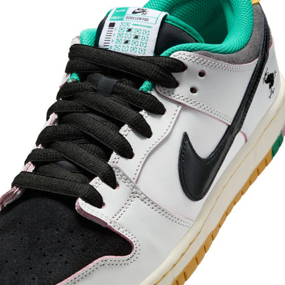 Nike SB Dunk Low Pro - Summit White/Black-White-Iron Grey