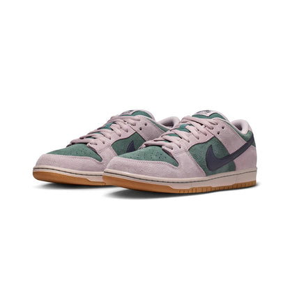 Nike SB Dunk Low Pro Shoe Mineral Slate / Dark Raisin-Particle Rose