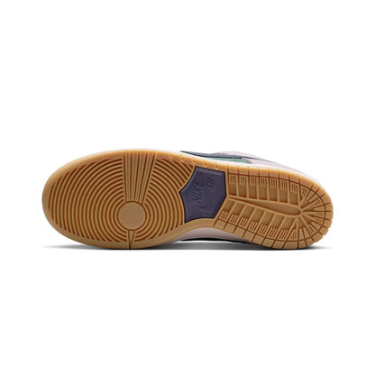Nike SB Dunk Low Pro Shoe Mineral Slate / Dark Raisin-Particle Rose