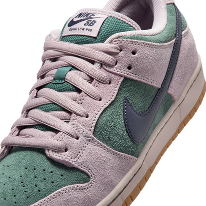 Nike SB Dunk Low Pro Shoe Mineral Slate / Dark Raisin-Particle Rose