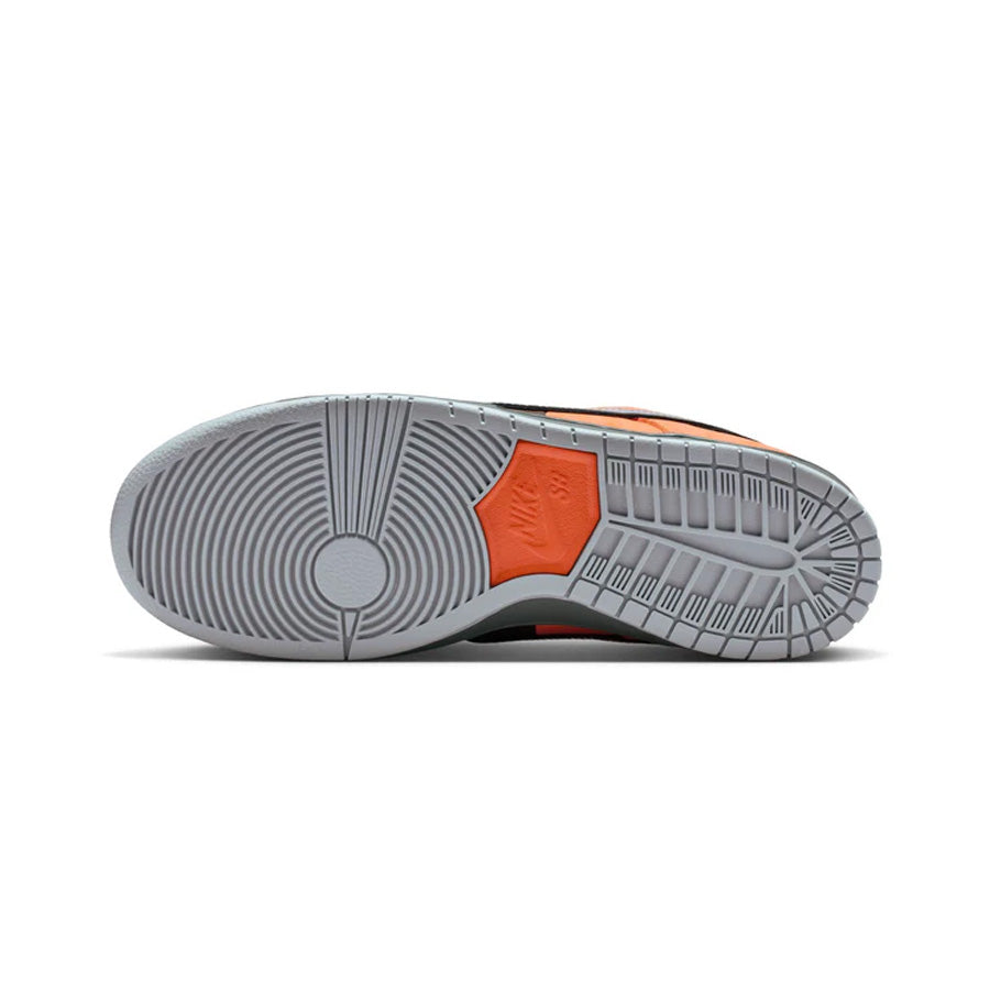 Nike SB Dunk Low Pro Shoe Safety Orange/ Wolf Grey-Baroque Brown