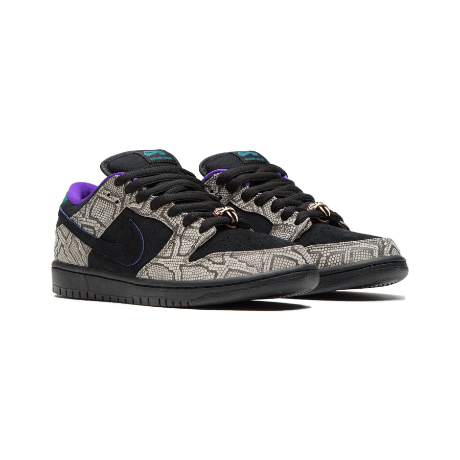 Nike SB Dunk Low Pro Shoe String / Black- Bright Spruce- Fierce Purple