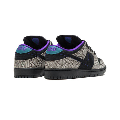 Nike SB Dunk Low Pro Shoe String / Black- Bright Spruce- Fierce Purple