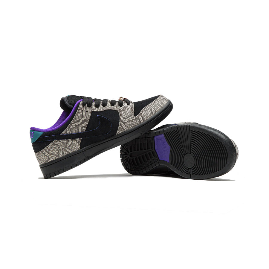 Nike SB Dunk Low Pro Shoe String / Black- Bright Spruce- Fierce Purple