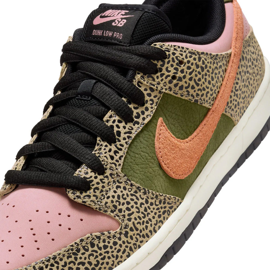 Nike SB Dunk Shoe Arts-Rec