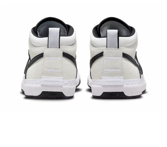 Nike SB React Leo White/Black – The Source Snowboard Skate