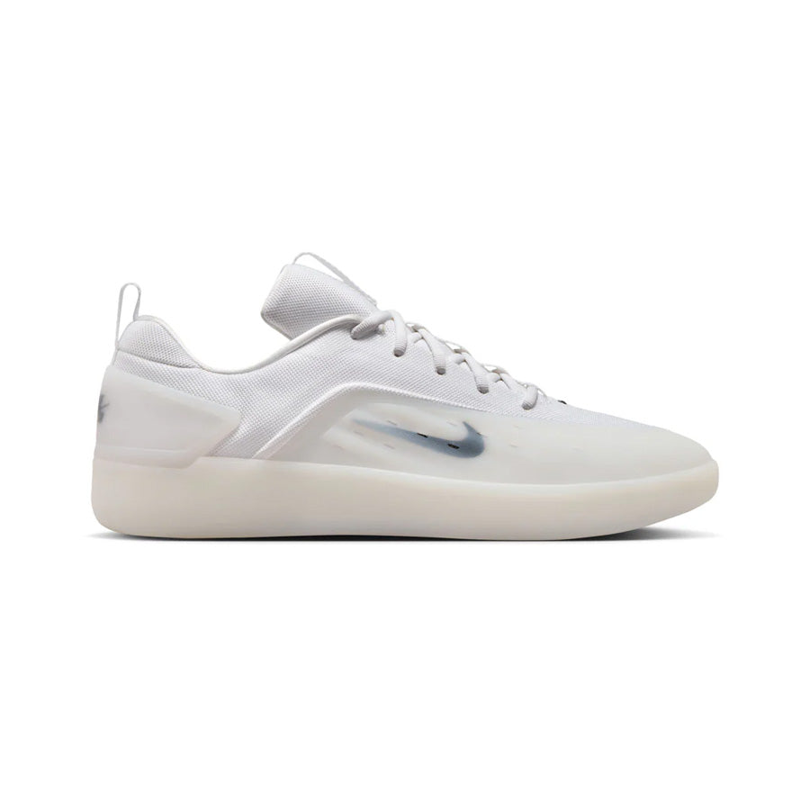 Nike SB Zoom Nyjah 4 White/Black White Black