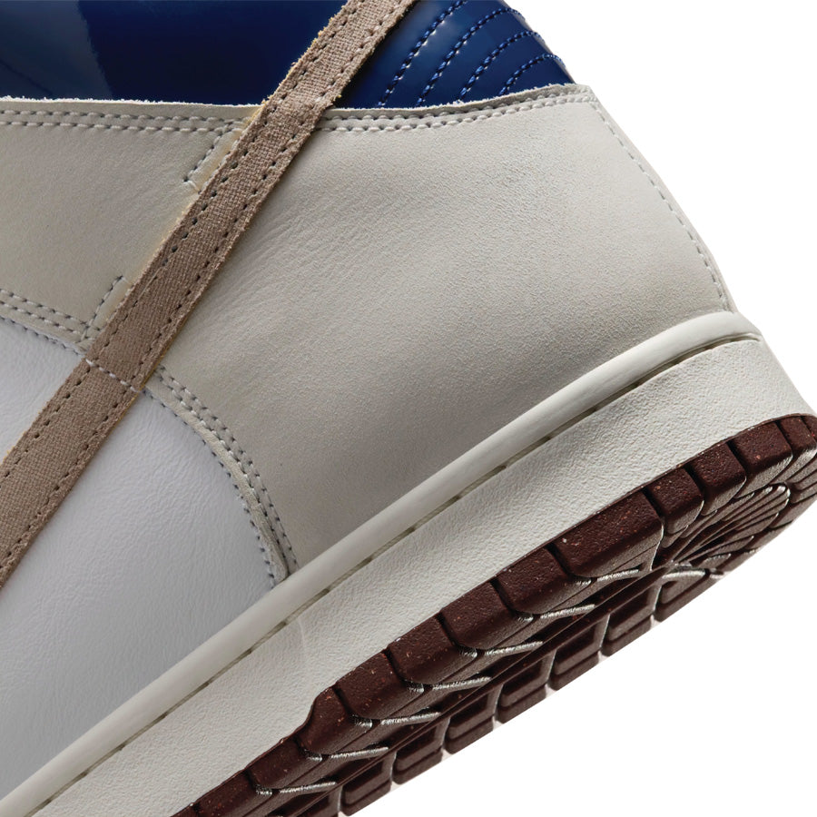 Nike Sb Dunk High Pro x Beyond Store Shoe White/Ivory-Sand Dune-Blue Void