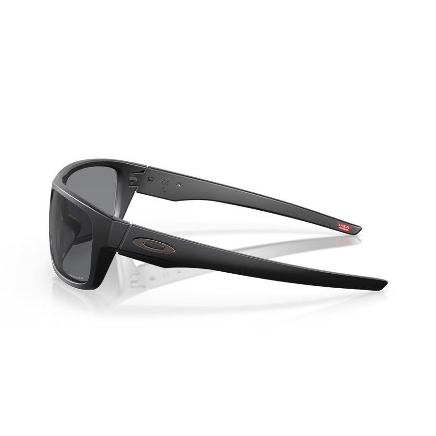 Oakley Drop Point Sunglasses Matte Black/Grey