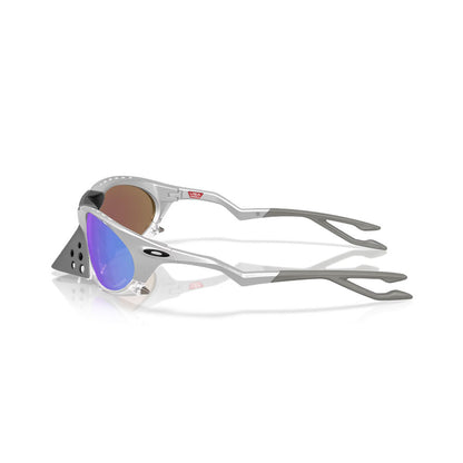 Oakley Plantaris Sunglasses X-Silver/Prizm Sapphire