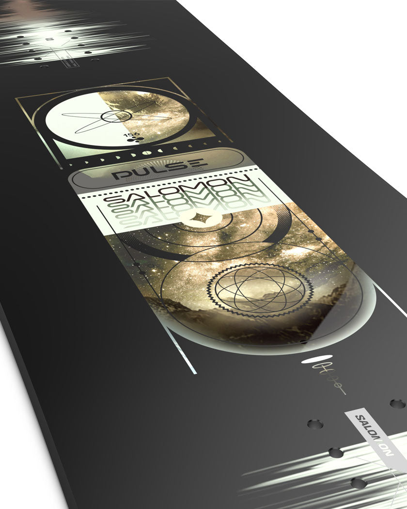 The Pulse snowboard features a soft flex and a forgiving profile, facilitating progression and lowering consequences for beginners. This versatile, directional twin features Bite Free Edges and Flat Out Camber for a catch free ride.