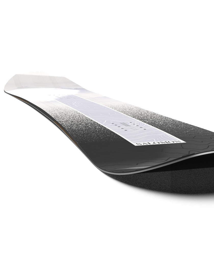 The Bliss is an accessible, all-mountain snowboard with a freeride inspired shape for women looking to explore the mountain. A tapered directional shape enhances turning sensation and float while Cross Profile camber provides stability on groomers. Using eco-friendly cork rails and recycled materials, the Bliss offers a sustainable and smooth ride.