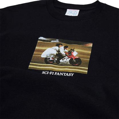 Sci-Fi Fantasy A Moment Of Romance T-Shirt Black