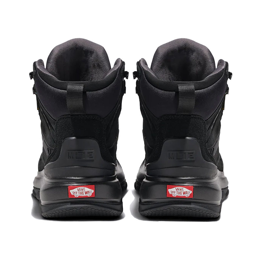 Vans U Mte™ Crestline Waterproof Insulated Shoe Blackout