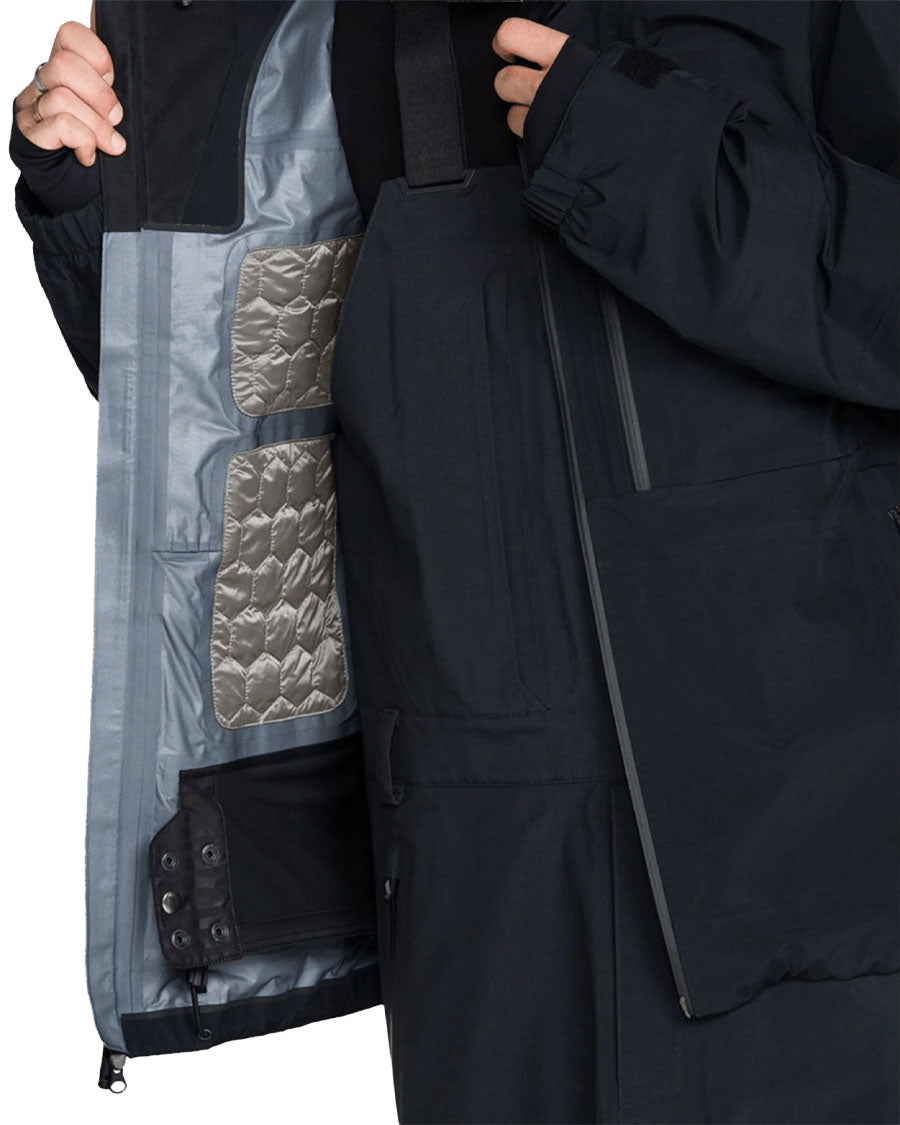 Volcom Men's TDS Inf Gore-Tex Jacket Black 2027